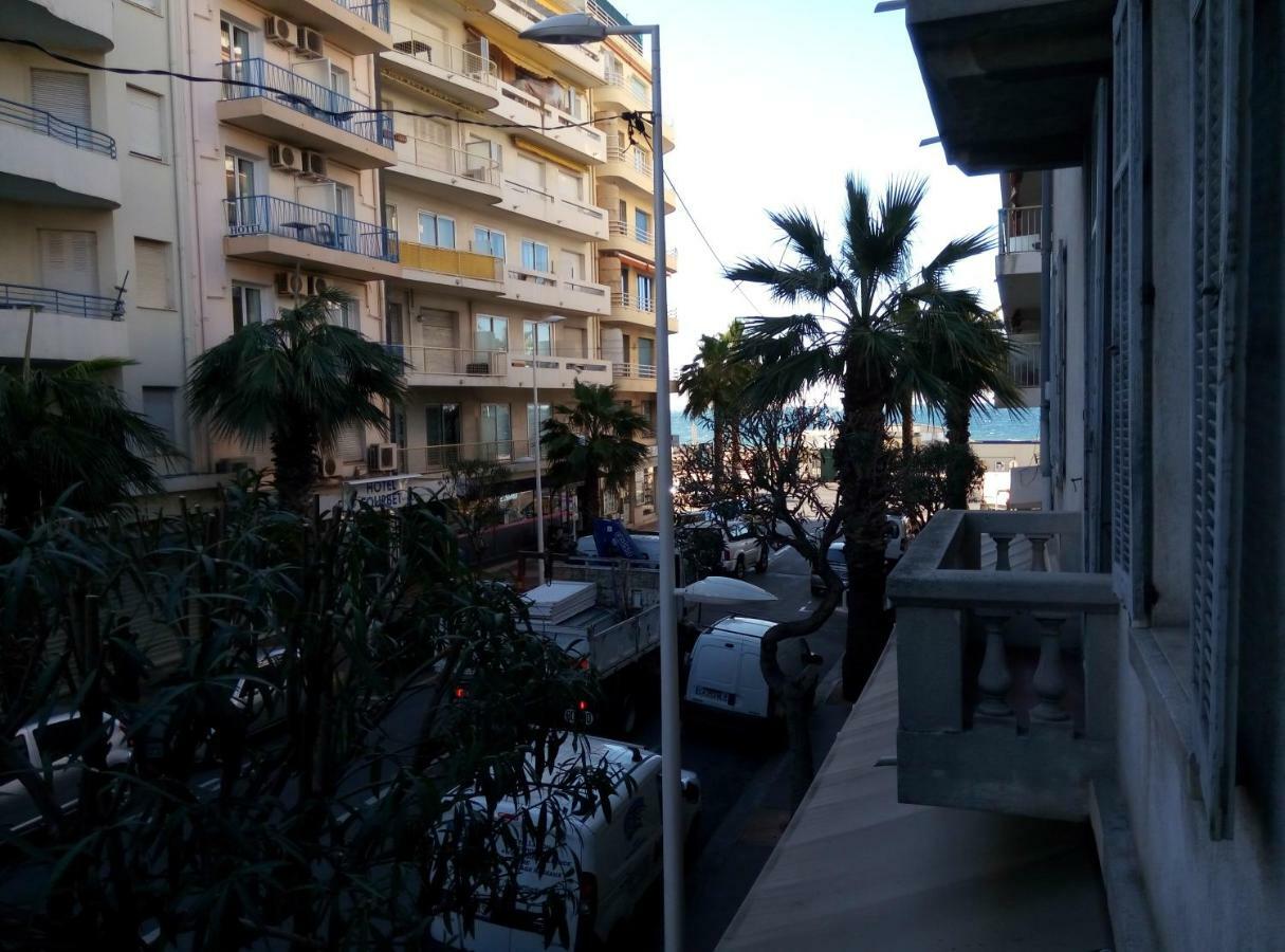 Amiral Courbet Apartment Juan-les-Pins Oda fotoğraf